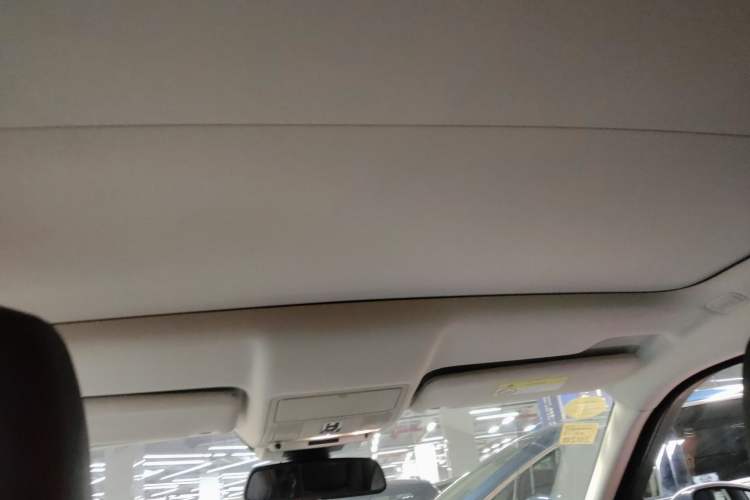 Used Land Rover Range Rover Evoque 2018 240PS PURE Style Edition
