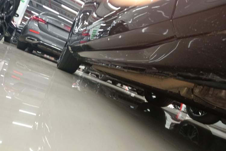 Used VOYAH FREE 2025 318 259 km All-Wheel-Drive Exploration Edition
