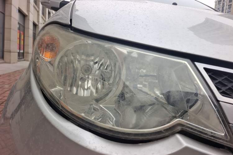 Used Wuling Hongguang 2013 1.5L Luxury Model
