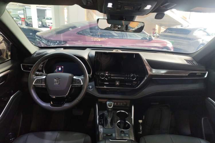 Used Toyota Crown Land Cruiser 2024 2.5L HEV Four-Wheel Drive Premium Edition
