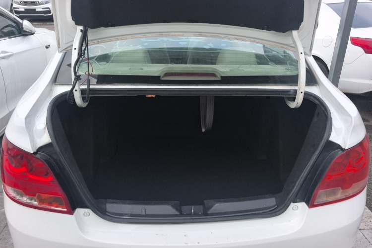 Used Chevrolet Sail 2015 Sail 3 1.5L Manual with Ideal Sunroof Edition
