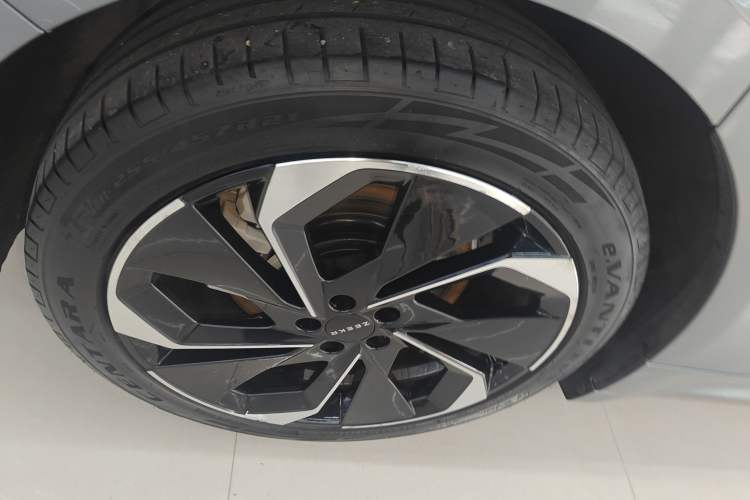 Used Zeekr 001 2022 Long-Range Dual-Motor WE Edition