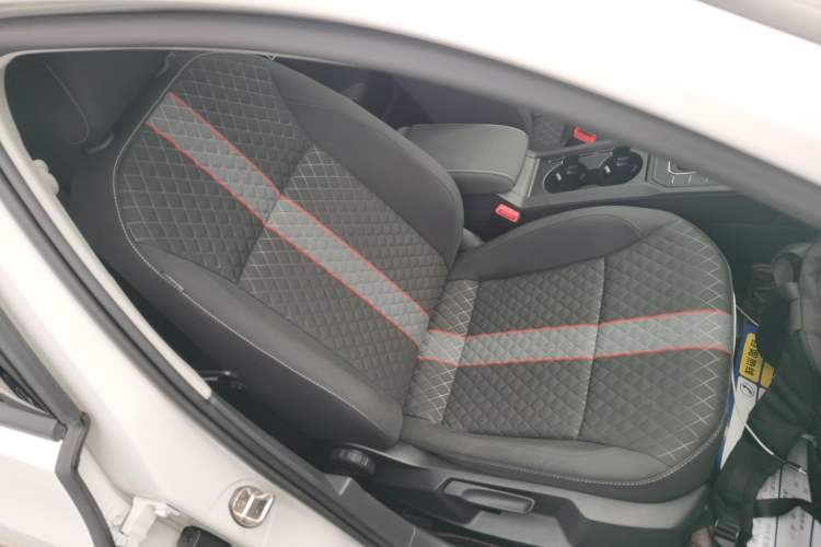 Used Volkswagen Lamando 2021 230TSI DSG Fashion Edition
