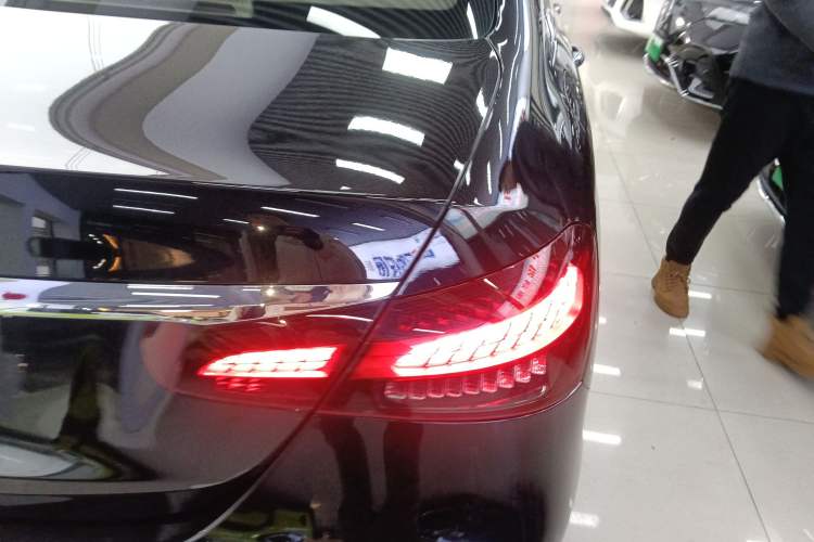 Used Mercedes-Benz E-Class 2023 E 260 L
