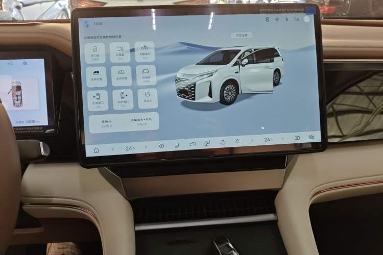 Used BYD Xia 2025 DM-i 1.5T 180km Beyond Edition
