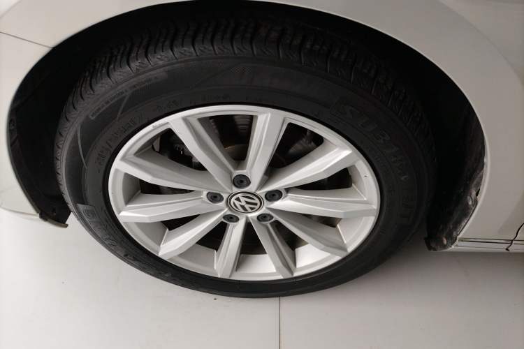 Used Volkswagen Magotan 2019 330TSI DSG Leading Model China VI Standard
