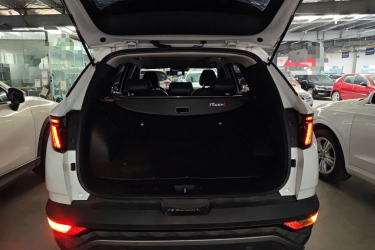 Used Hyundai Tucson 2023 Tucson L 1.5T Automatic Two-Wheel Drive LUX Prestige Edition
