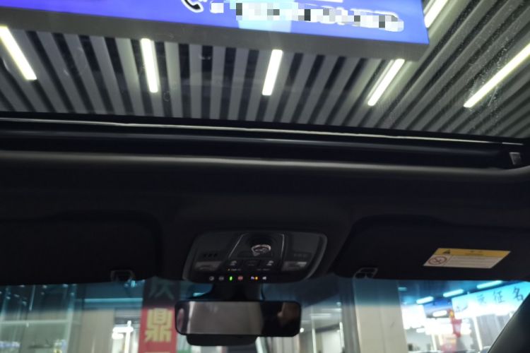 Used Buick GL8 2022 ES Land Cruiser 653T Luxury Model