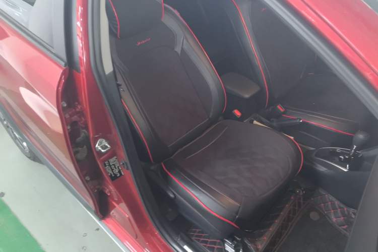 Used Toyota YARiS L 2021 X-Trail 1.5L CVT Luxury Edition