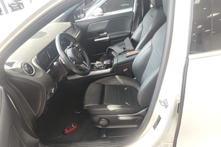 Used Mercedes-Benz GLA 2022 Second Facelift GLA 200
