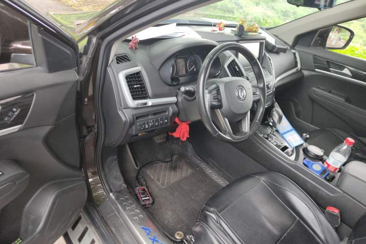 Used Dongfeng Aeolus AX7 2017 2.0L Automatic Zhiyu Trim
