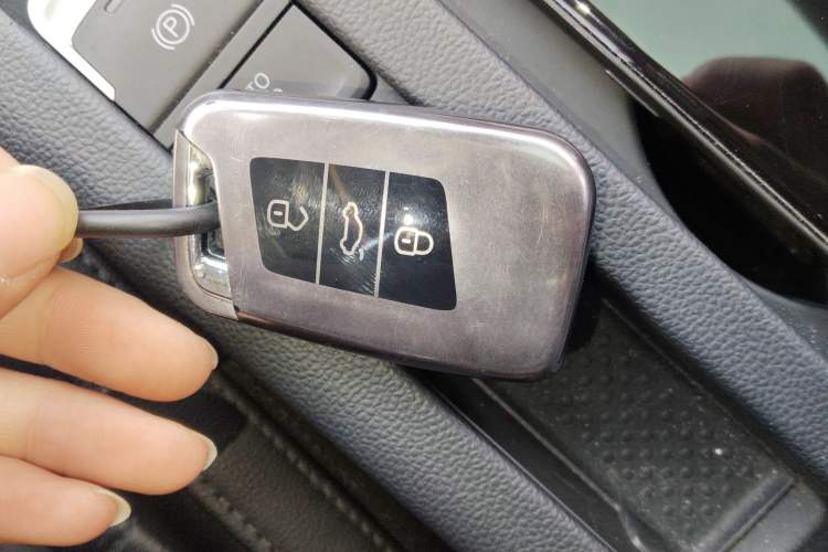 Used Volkswagen Magotan 2019 330TSI DSG Luxury Model China V Standard
