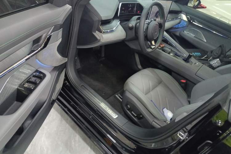 Used Zeekr 001 2023 WE Edition 86 kWh
