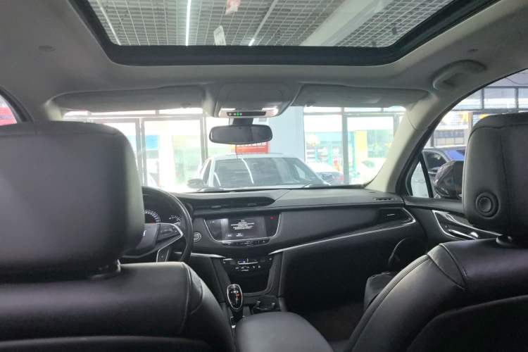 Used Cadillac XT5 2016 25T Luxury Model