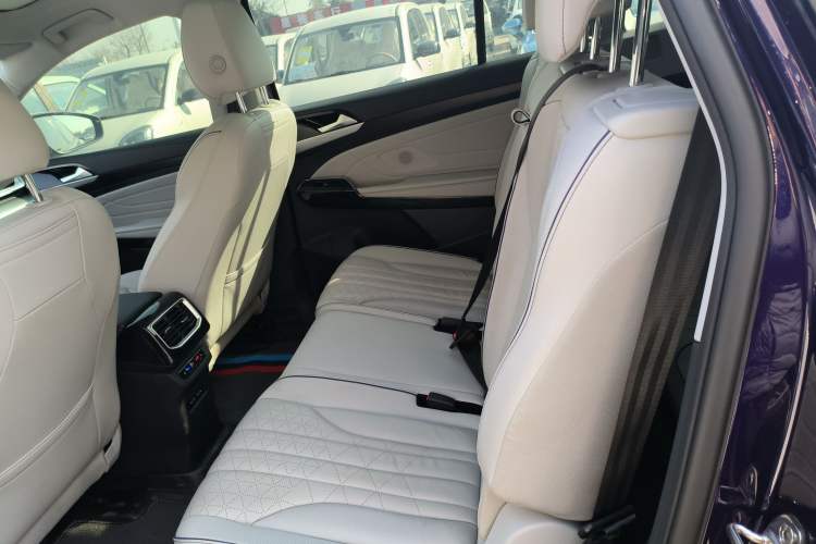 Used Volkswagen ID.6 X 2021 Pro Smart Long-Range Edition