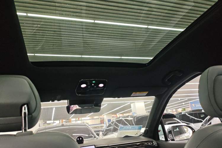 Used Nio ES8 2020 580 km Range Signature Edition Six-Seater Version
