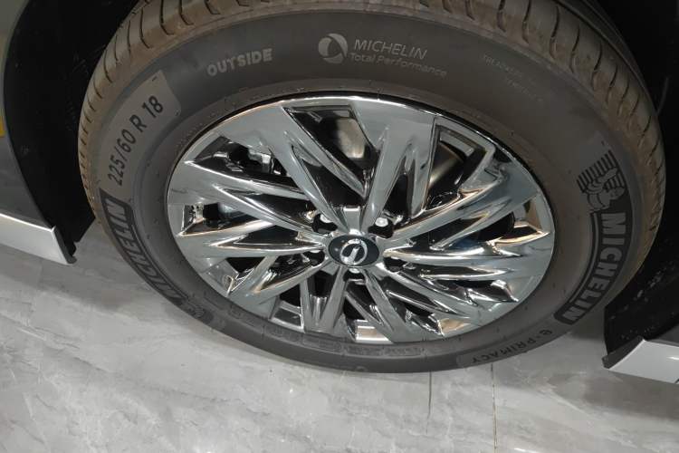 Used GAC Trumpchi Xiangwang M8 2025 Kunkun Series Ultra First-Class Cabin
