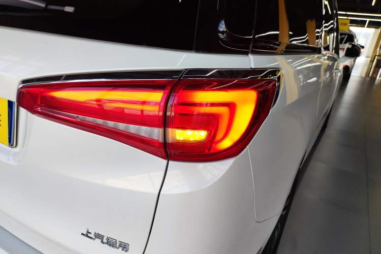 Used Buick GL8 2018 ES 28T Luxury Model China VI Standard
