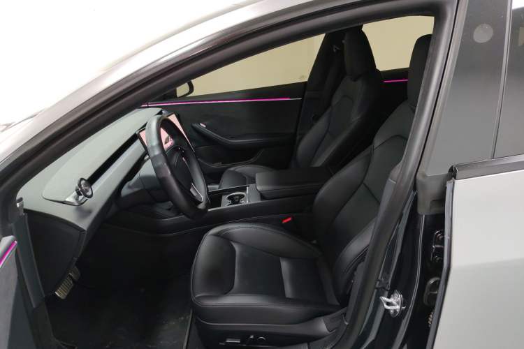 Used Tesla Model 3 2023 Long-Range All-Wheel-Drive Version
