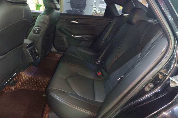 Used Toyota Avalon 2022 2.5L Luxury Edition
