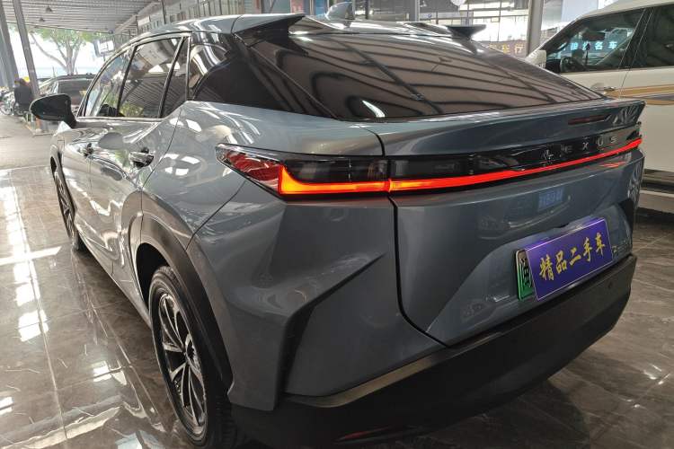 Used Lexus RZ 2023 450e All-Wheel Drive Luxury Edition
