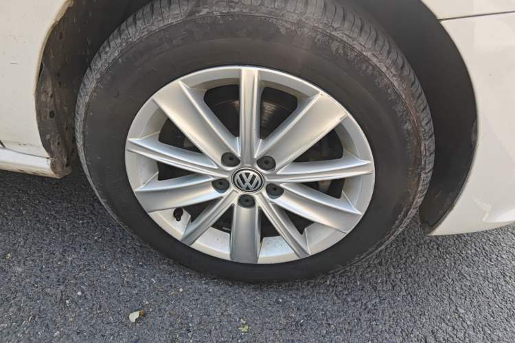 Used Volkswagen Polo 2014 1.6L Automatic Comfort Edition