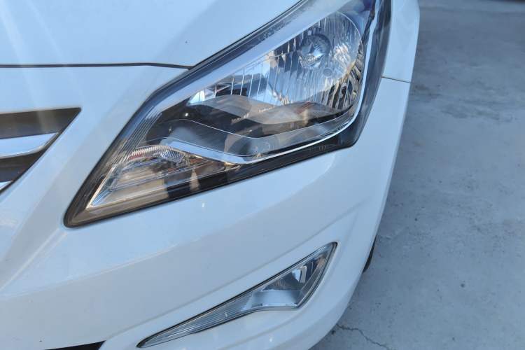 Used Hyundai Verna (older generation) 2016 1.4L Automatic Smart GLS