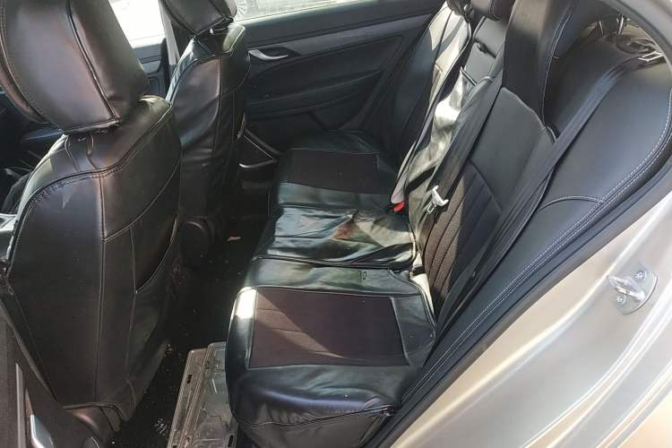 Used Geely Auto Emgrand 2021 UP 1.5L Manual Luxury Model
