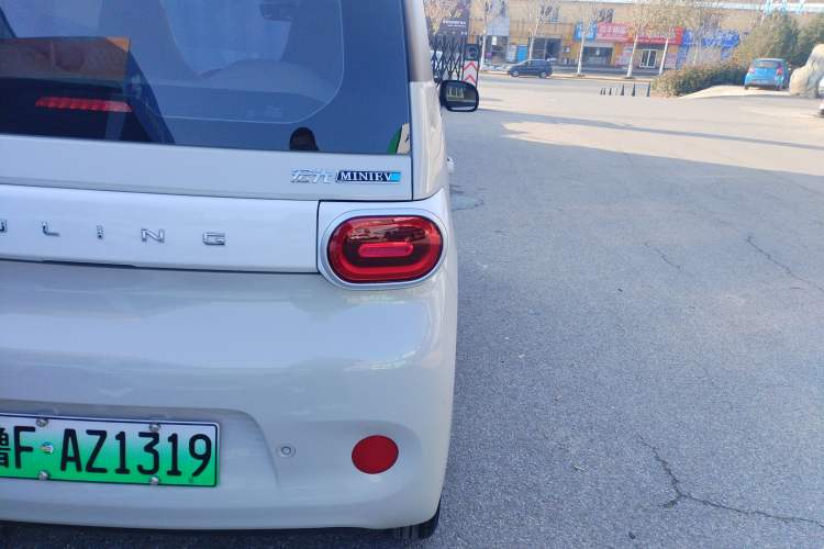 Used Wuling Hongguang MINIEV 2024 3rd Generation 215km Youth Edition
