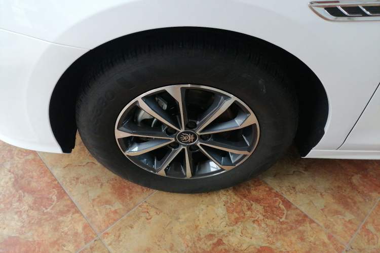 Used BYD Qin PLUS 2024 HONOR Edition DM-i 55KM Leading Model
