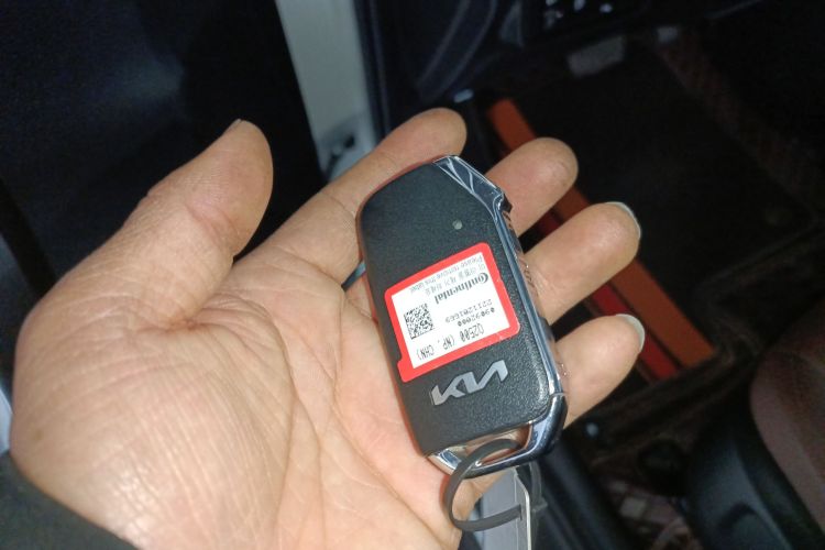 Used Kia Sportage R 2021 Ace 2.0L Splendid Edition
