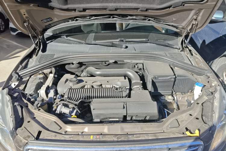 Used Volvo XC60 2016 T5 AWD Zhiyuan Edition
