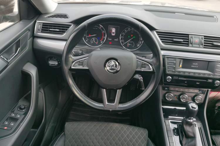 Used Skoda Superb 2016 TSI280 DSG Innovation Edition