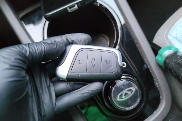 Used Chery Little Ant 2022 Restyled Version Sweet Pink Edition Half-Sugar Version 30.6 kWh 30 kW 301 km