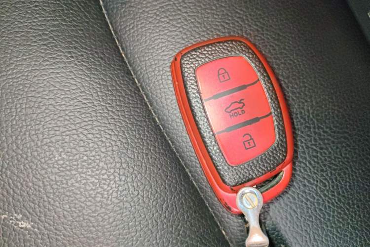 Used Hyundai Elantra 2018 1.4T Dual-Clutch Xuan Dong · Dynamic Edition