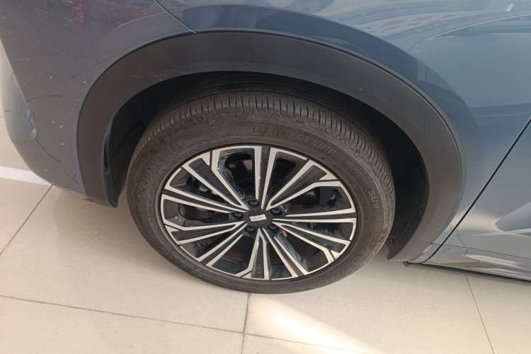 Used  Galaxy Xingjian 7 EM-i 2025 120km Flagship Edition