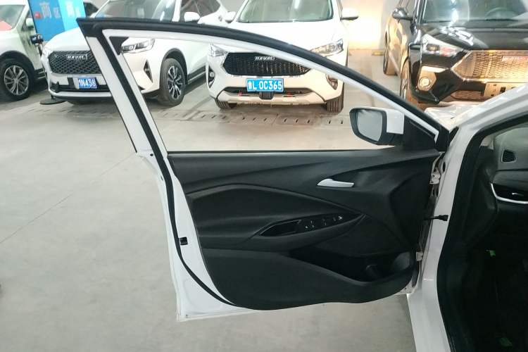 Used Chevrolet Cavalier 2022 325T Automatic Enjoyment Edition