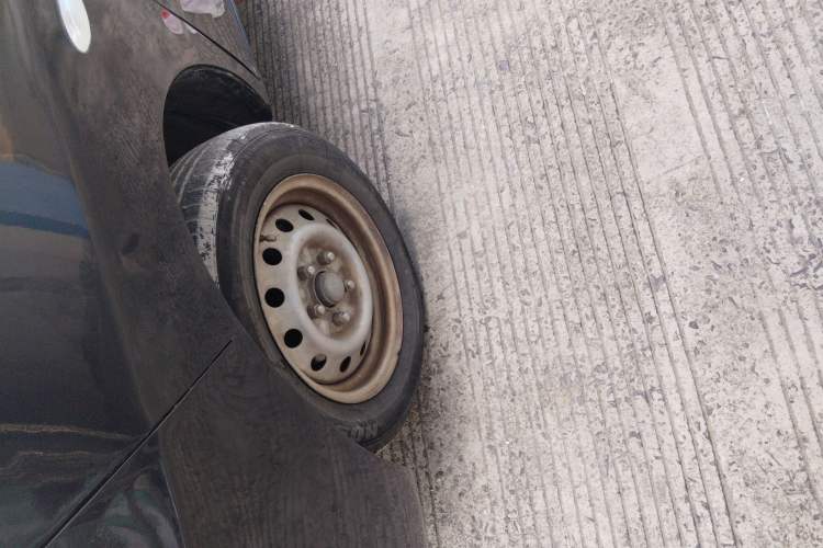 Used  M3 2019 1.8L 5-Seater Express Edition
