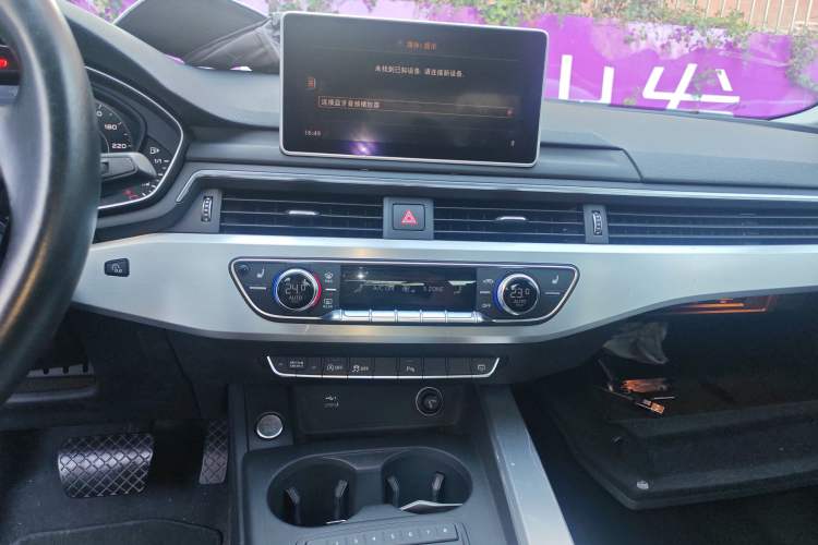 Used Audi A4L 2018 30th Anniversary Edition 40 TFSI Fashion Model