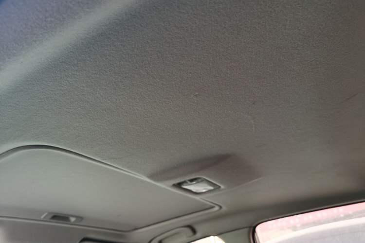 Used Nissan Tiida 2016 1.6L CVT Cool Dynamic Edition
