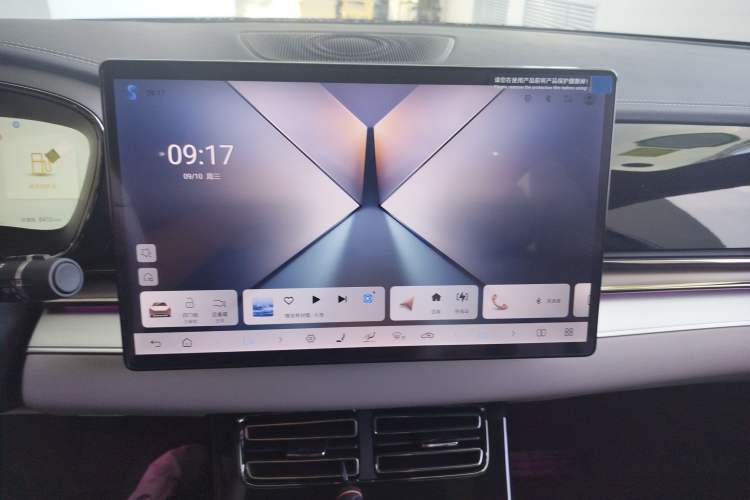 Used BYD Han 2025 DM-i 125KM Prestige Model
