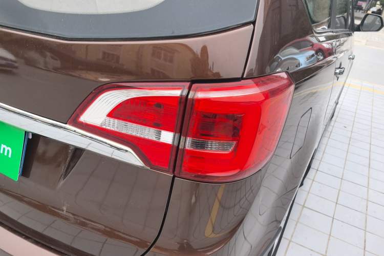 Used Baojun 730 2016 1.5L Manual Comfort Version 7 Seats China V Emission Standard