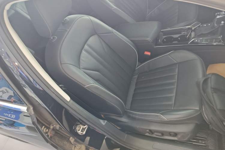 Used Volkswagen Passat 2023 330TSI Elite Edition
