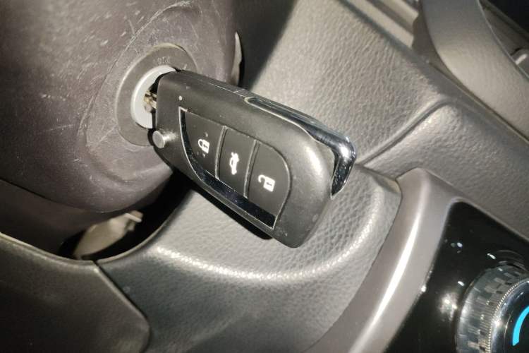 Used Toyota YARiS L 2021 X-Trail 1.5L CVT Leading Edition
