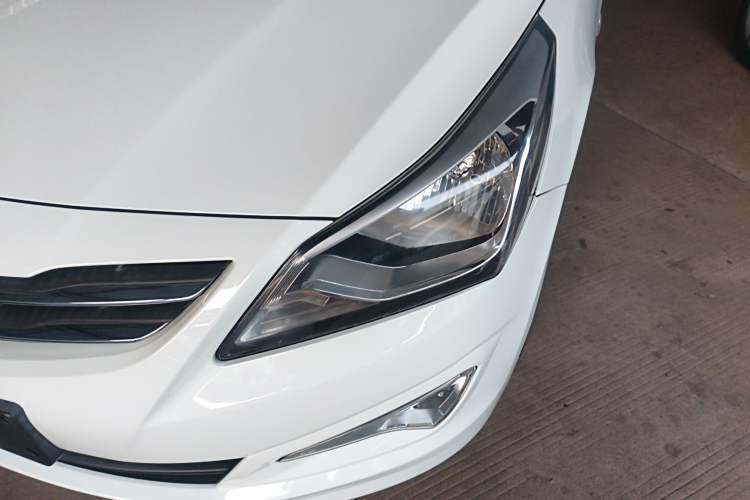 Used Hyundai Verna 2014 1.4L Manual Smart GLS Trim
