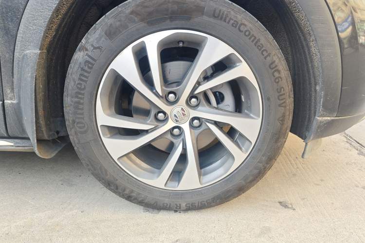 Used Buick Envision 2022 Facelift Encore S 552T Two-Wheel-Drive Luxury Model