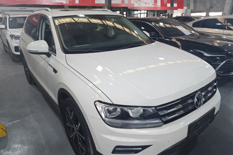 Used Volkswagen Tiguan L 2019 Revised 330TSI Automatic Two-Wheel Drive Smart & Luxury Edition China VI Standard
