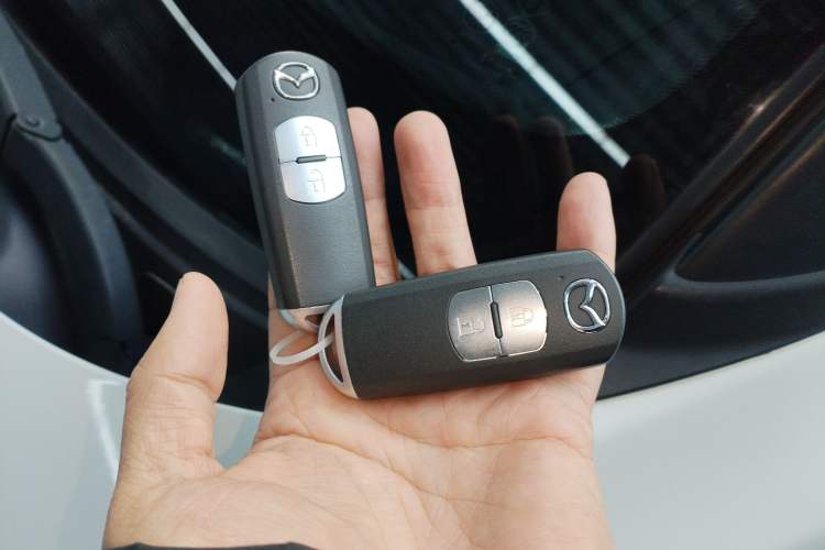 Used Mazda CX-4 2018 2.0L Automatic Two-Wheel Drive Blue Sky Dynamic Version China VI Standard