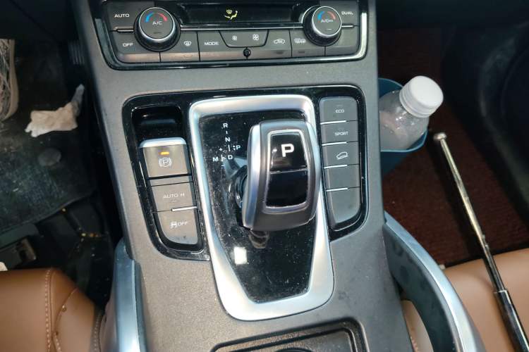 Used Geely Auto Emgrand X7 Sport 2021 1.8TD DCT Two-Wheel Drive Asian Games Edition
