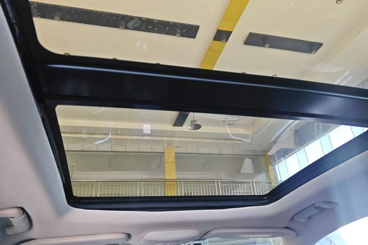 Used Ford Edge 2020 EcoBoost 245 Two-Wheel Drive Titanium 7-Seater
